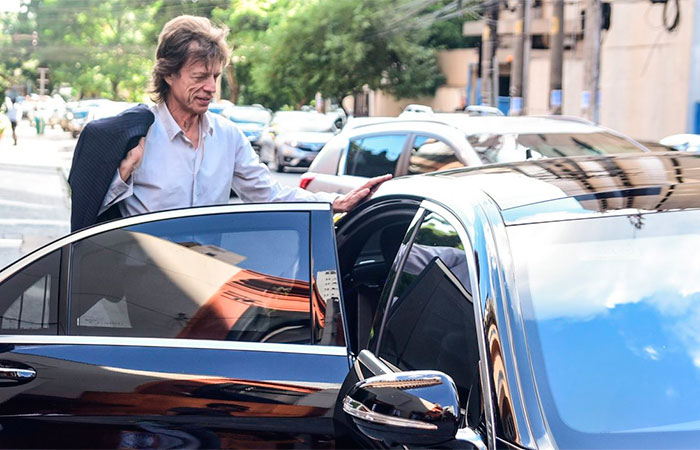 Mick Jagger almoça em restaurante badalado de São Paulo,