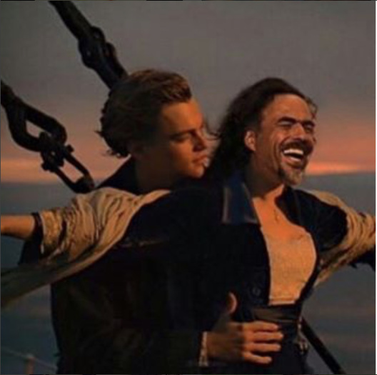 A dupla Leonardo DiCaprio e Alejandro Iñarritu, que ganharam Oscar de Melhor Ator e Melhor Diretor, ganharam um meme de um dos maiores filmes de DiCaprio, Titanic