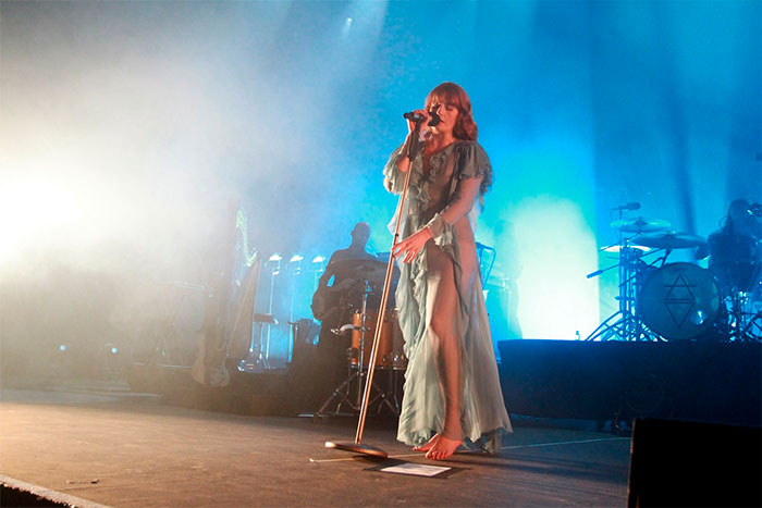 Florence and The Machine recebe Mart'nália em show no RJ