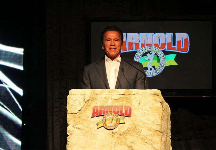   Arnold Schwarzenegger chegou a fazer um rápido discurso, ao longo do segundo dia de evento