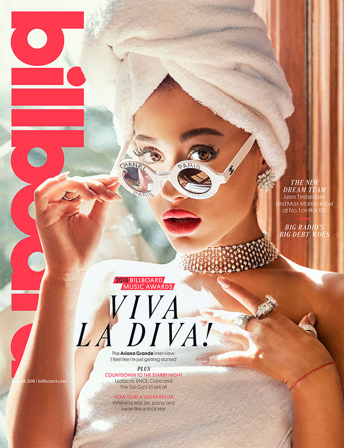 Ariana Grande posa para revista e esbanja glamour