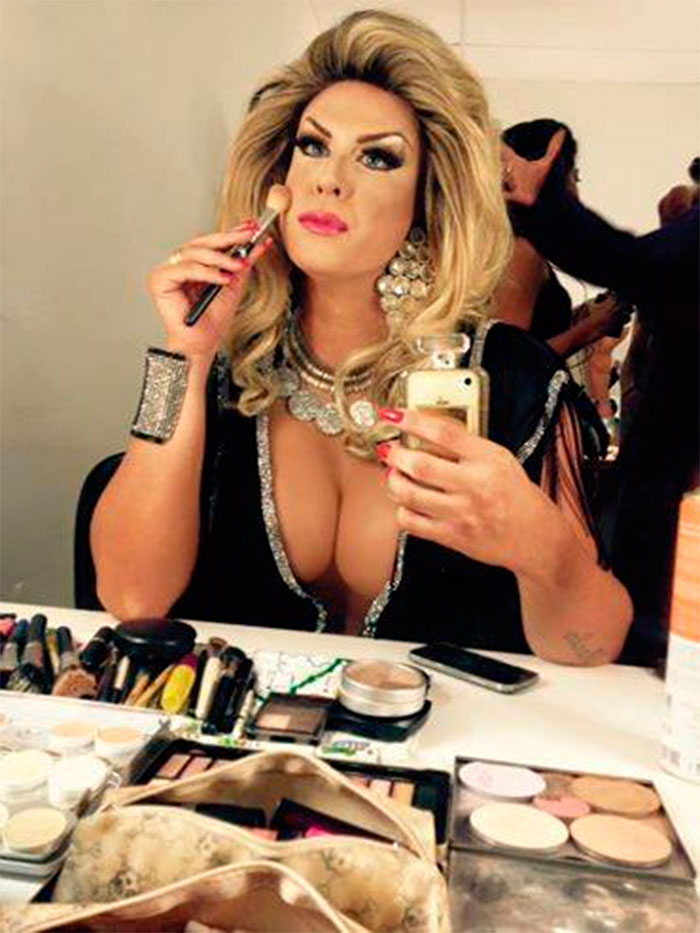 Gaby Rodin, do Multishow, fala sobre montagem de drag queen