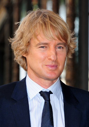 Owen Wilson acabou sendo retirado do colégio onde estudava, depois de ter sido flagrado colando em uma prova de geometria. Imaginem só!