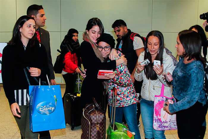 Martina Stoessel, de Violetta, desembarca em São Paulo