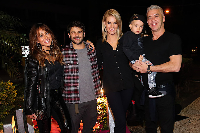 Sabrina Sato, Duda Nagle, Ana Hickmann, Alexandre Jr. e Alexandre Corrêa