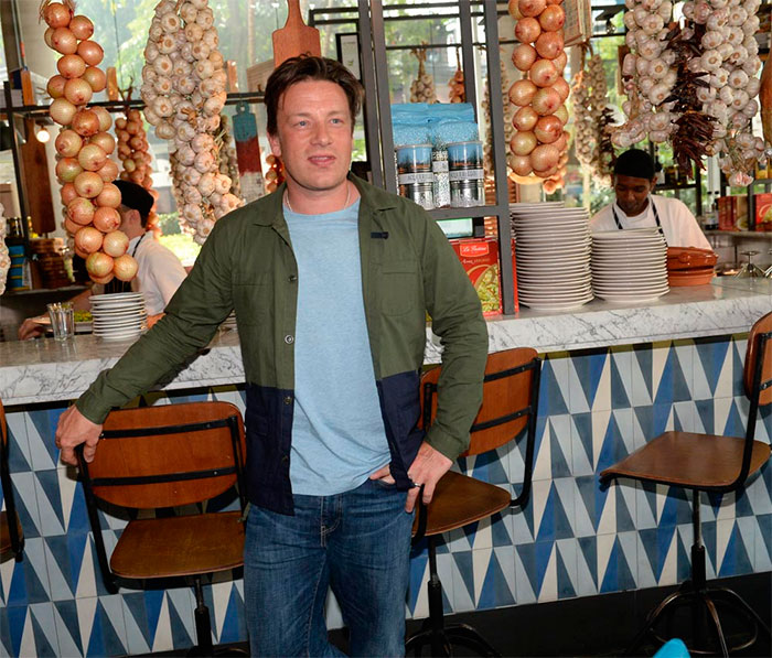  Simpatia! Jamie Oliver visita seu restaurante em Campinas 