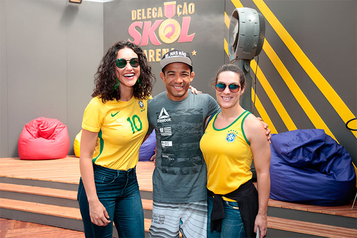 Paulo Vilhena se empolga durante jogo do Brasil no Maracanã