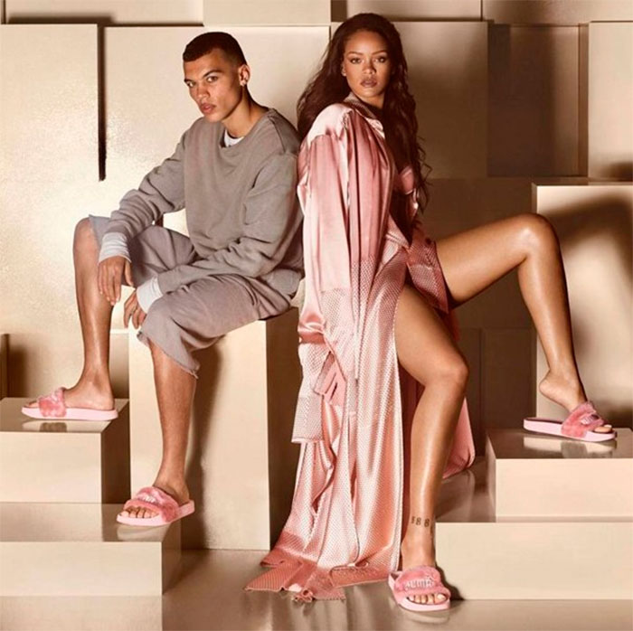  Rihanna vai lançar linha de chinelos em parceria com a Puma