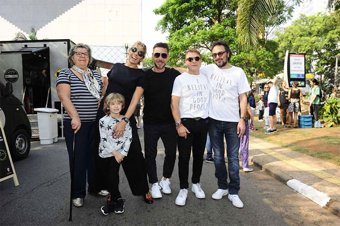 Mirella Santos e Valentina esbanjam sintonia durante evento