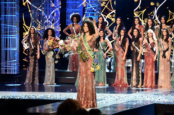 Candidata do Paraná é eleita a Miss Brasil BE Emotion 2016