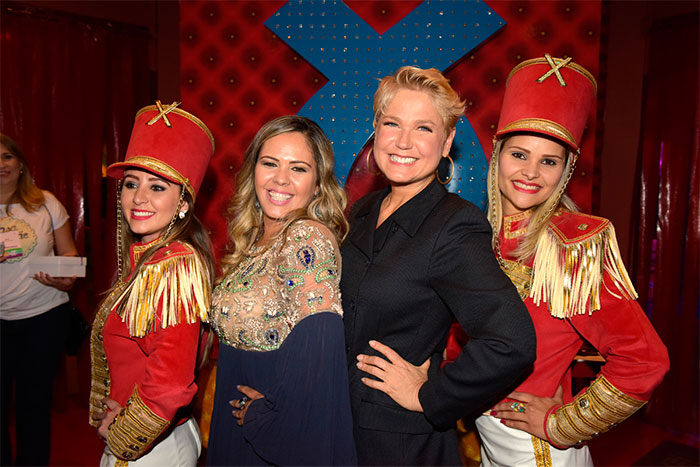 Xuxa aposta na simpatia para aniversário de Casa X