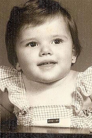 Natallia Rodrigues compartilhou uma foto de quando ainda era uma bebê 