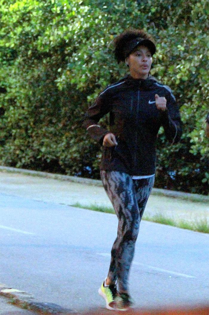  Sheron Menezzes madruga para correr 