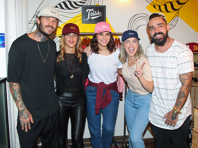 Mateus Verdelho, Shantal Abreu, Bruna Marquezine, Larissa Siloto e Álvaro Ciao