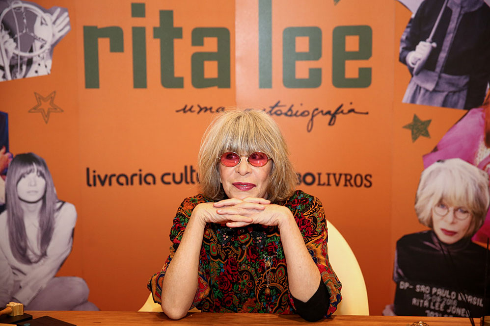 Rita Lee lança autobiografia em São Paulo