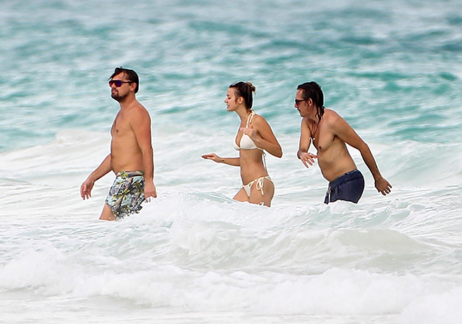 Defensor da ecologia, Leonardo DiCaprio curte o mar de Tulum, lugar paradisíaco na Riviera Maia, México