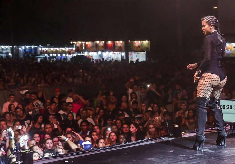 Os momentos de interação com os admiradores também fizeram parte do show, claro