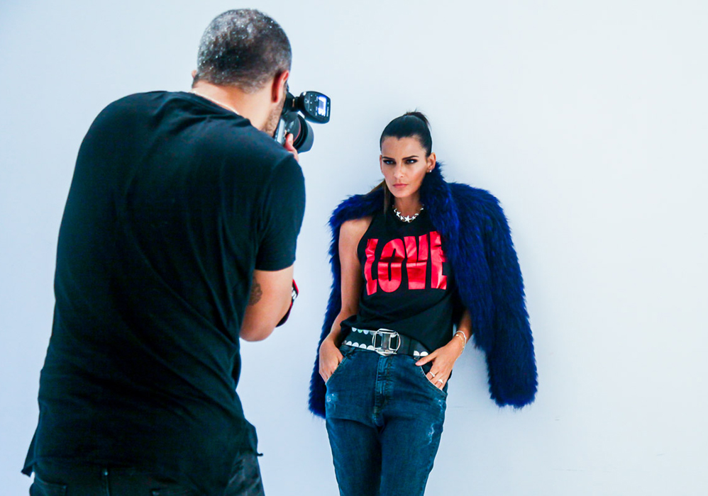 Fernanda Motta esbanja beleza em ensaio de moda em São Paulo