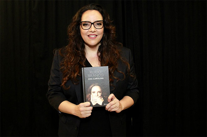  Ana Carolina estreia ‘show-livro’ no Rio de Janeiro