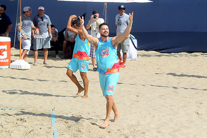 José Loreto e Aldo participam de campeonato de futevôlei