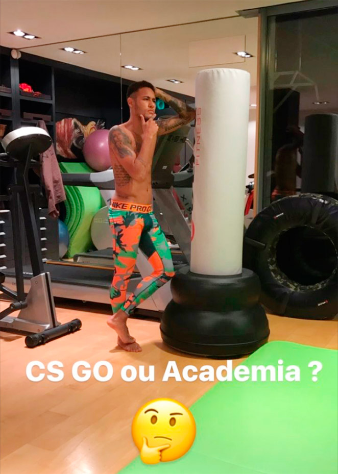 Neymar mostra rotina de exercícios pesados