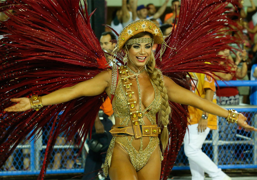 Estácio de Sá traz famosos em seu desfile, no Rio