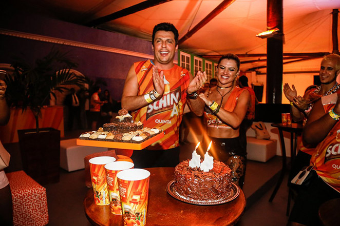 Ceará comemora aniversário em camarote em Salvador