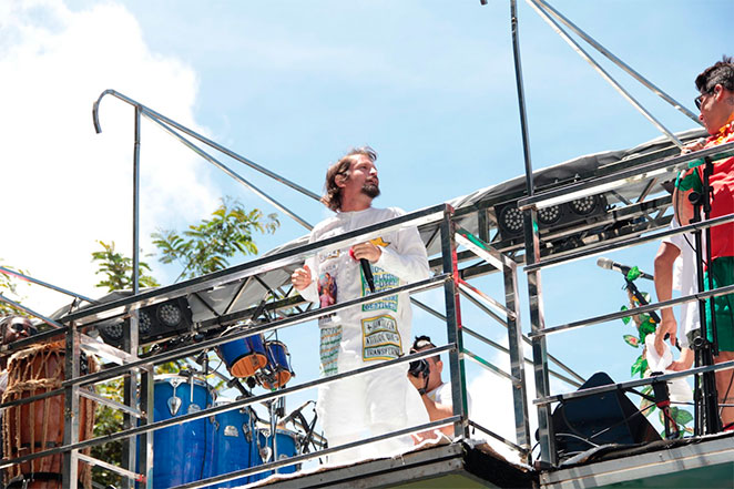 Saulo Fernandes agita Carnaval de Salvador 