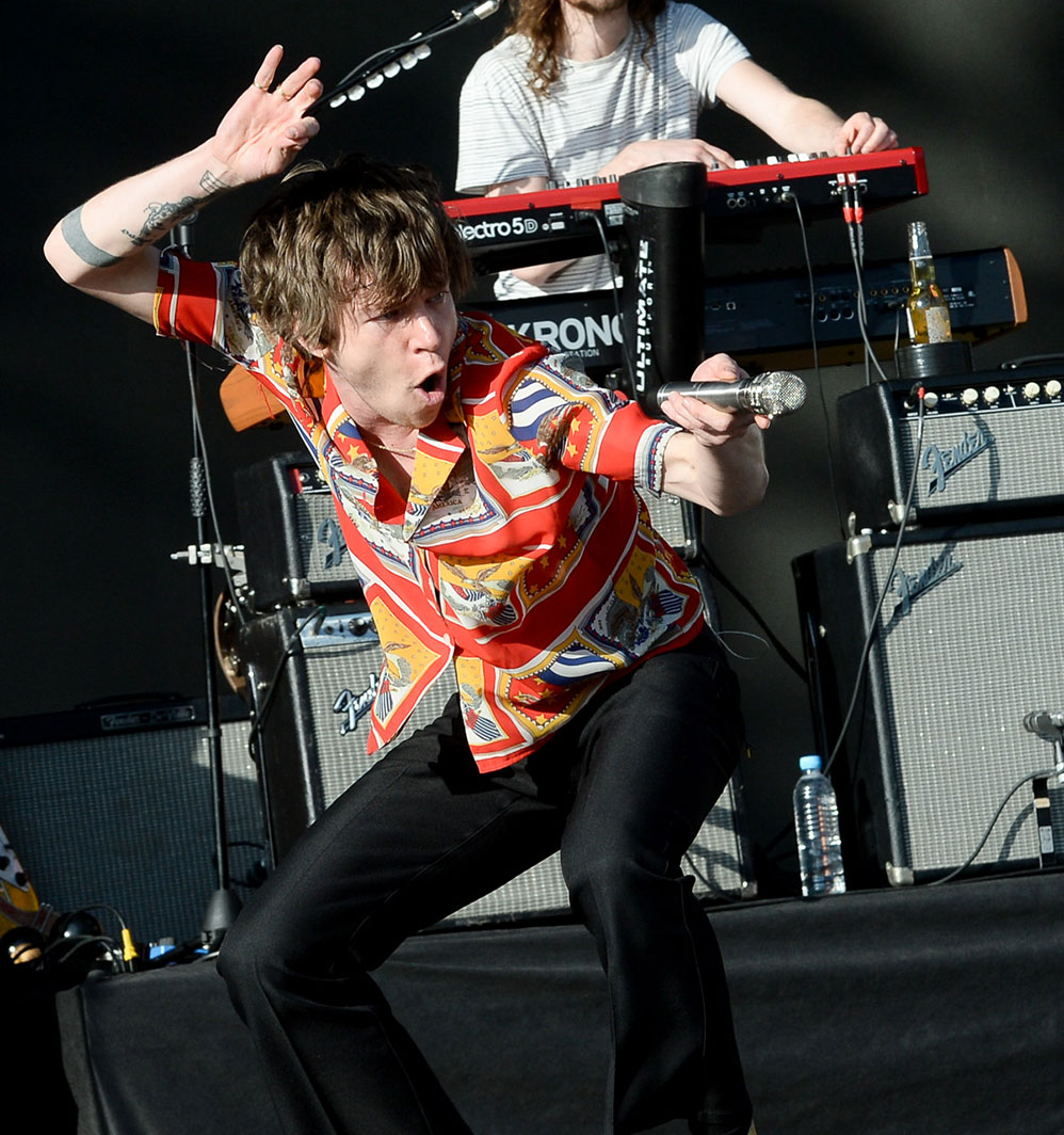 Cage The Elephant põe o público para cima no festival