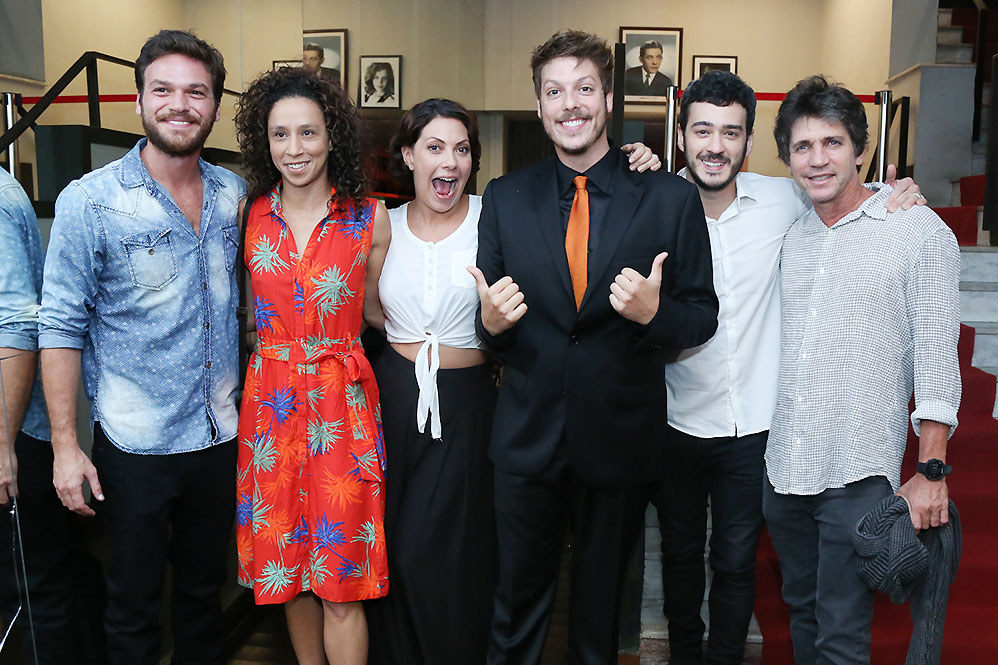 Famosos participam do Prêmio do Humor, no Rio