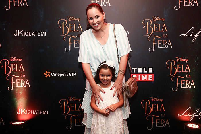 Mariana Belém e a filha