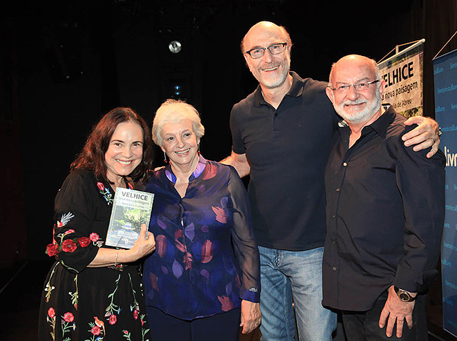 Regina Duarte e famosas vão ao lançamento do livro da esposa de Silvio de Abreu