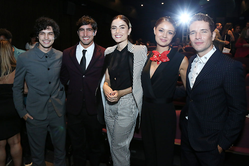 Gabriel Leone, Renato Góes, Maria Casadevall, Sophie Charlotte, Daniel de Oliveira