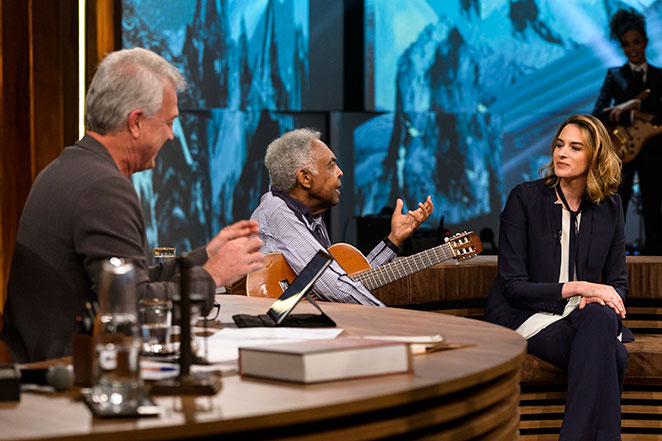 Gilberto Gil é o convidado do Conversa com Bial esta segunda