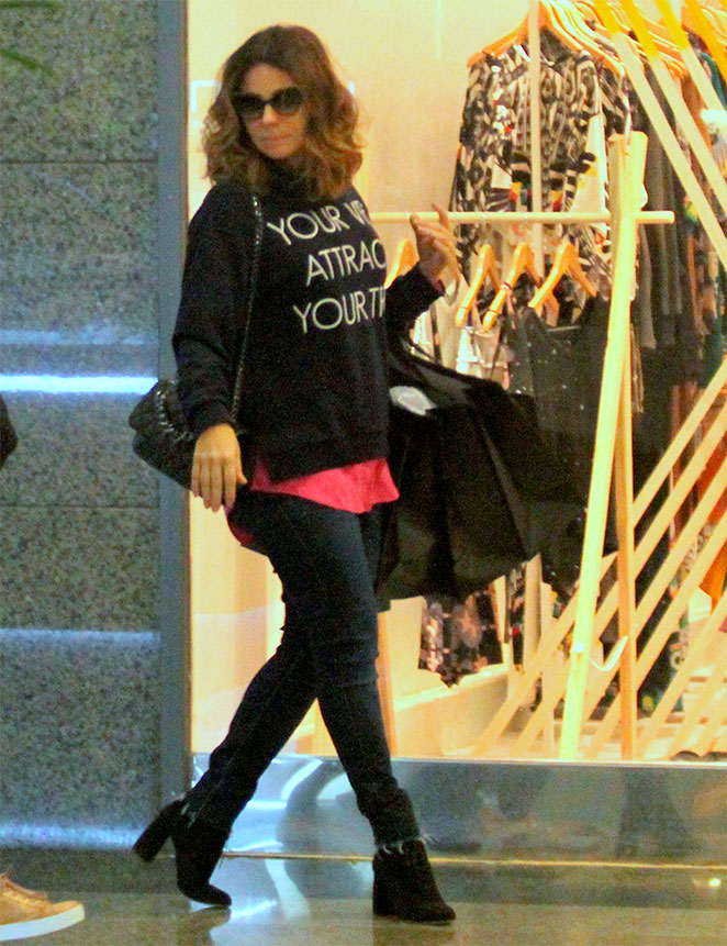 Giovanna Antonelli tira dia para fazer compras no RJ