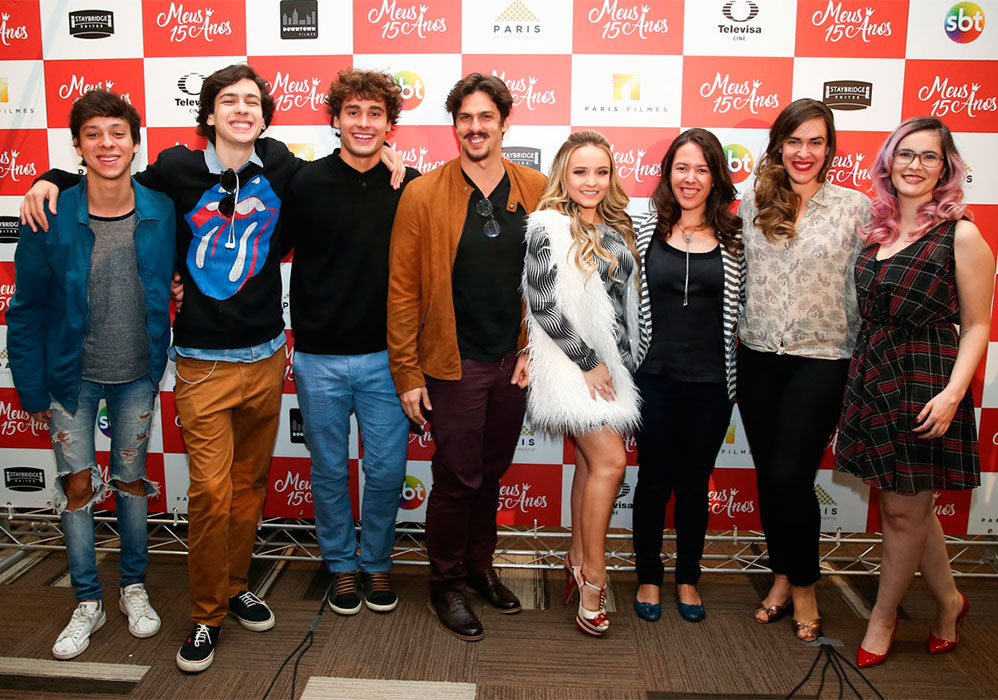 Elenco e equipe de Meus 15 anos