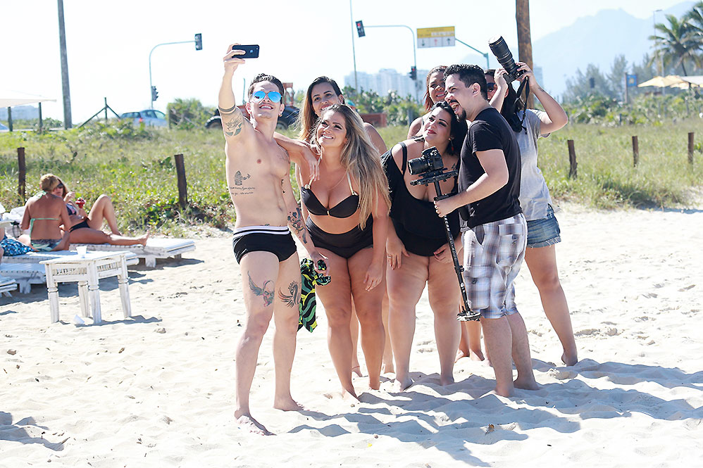 Fani Pacheco foi tietada