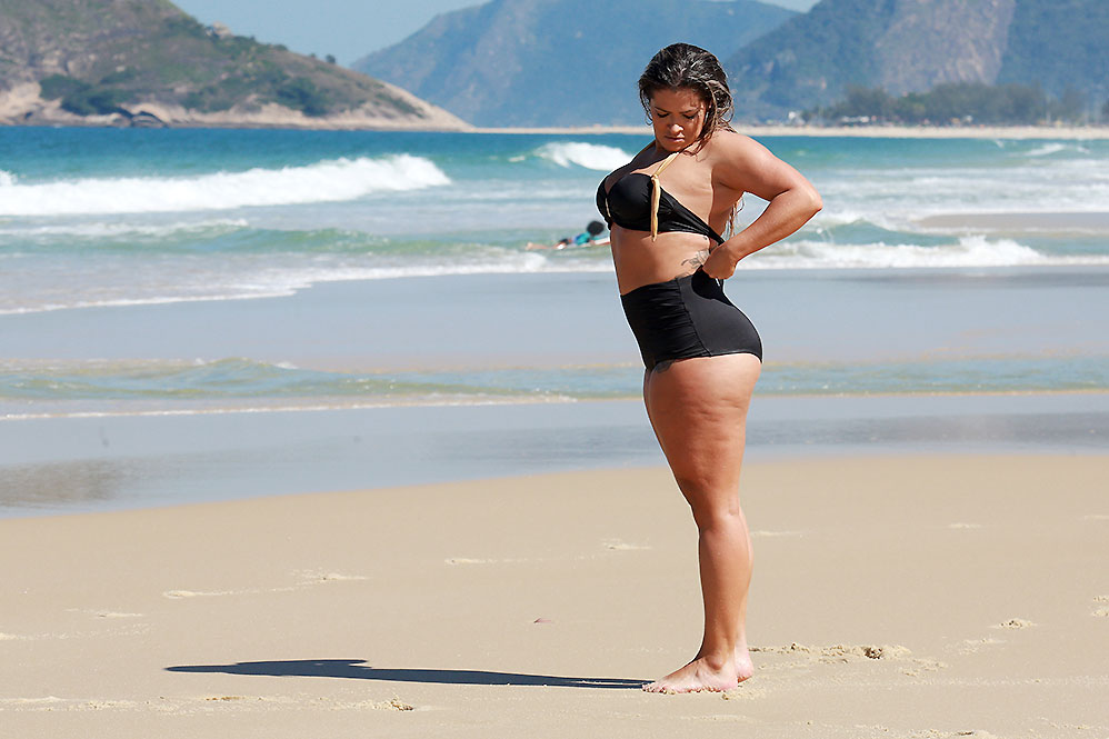 Fani Pacheco gravou cenas para seu canal no Youtube