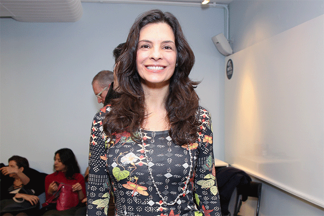 Helena Ranaldi participa de leitura