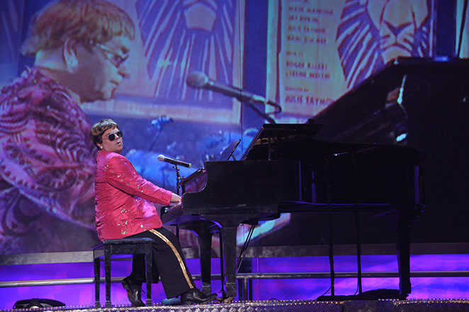 Tributo a Elton John faz apresentação única em São Paulo
