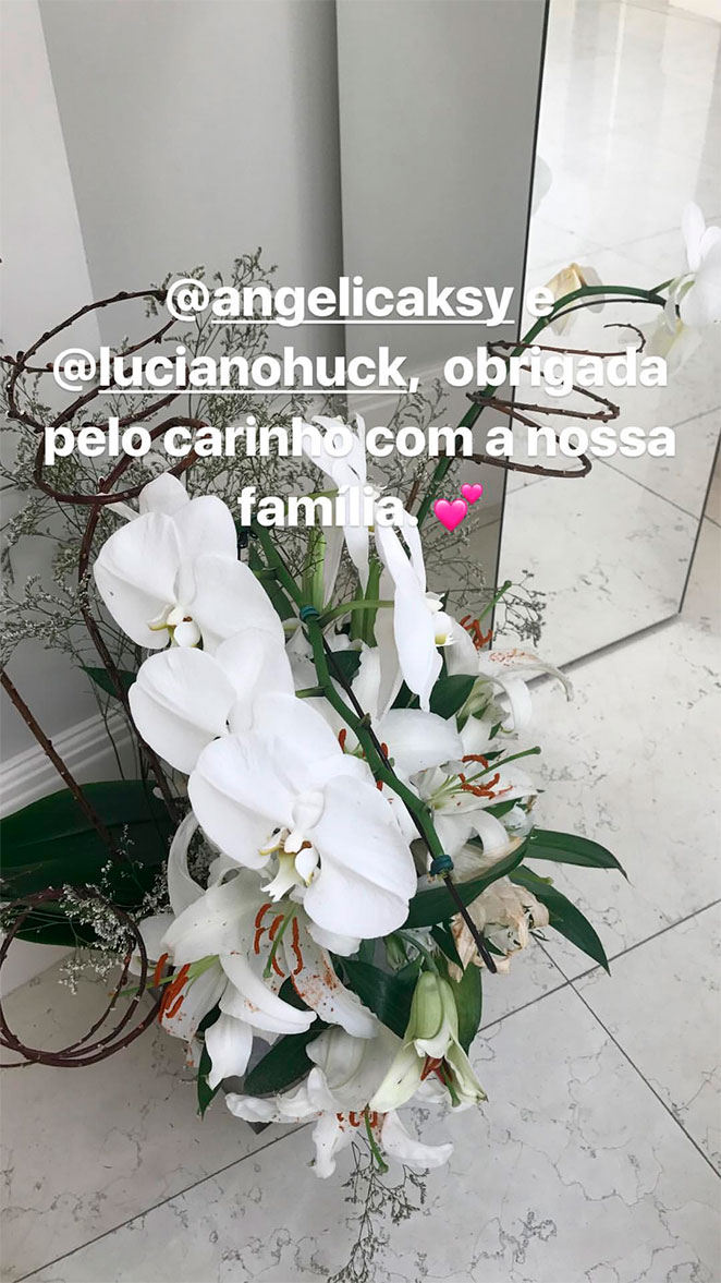 Eliana agradece presentes para Manuela no Instagram