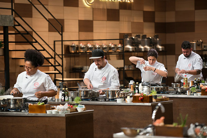 Masterchef Profissionais cozinham menu vegetariano