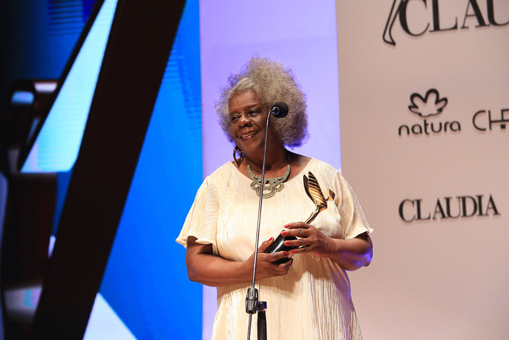 Prêmio Claudia reúne famosos em São Paulo
