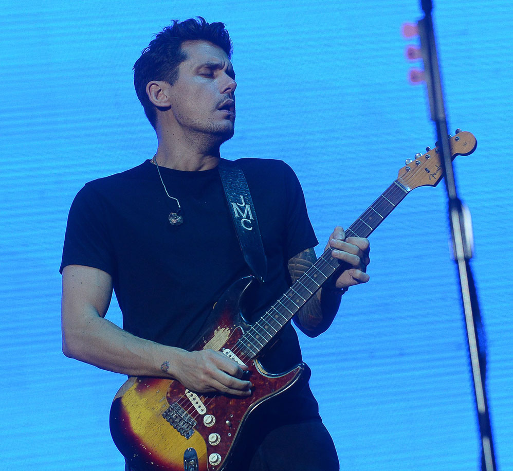 John Mayer apresenta show e é ovacionado. Veja fotos!