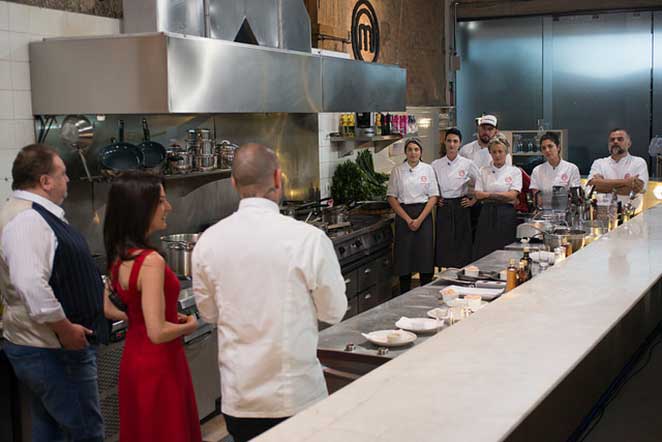 Cozinheiros enfrentam prova no restaurante de chef