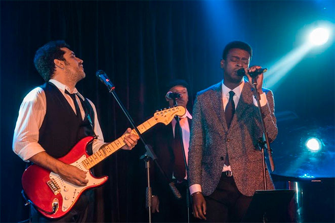 Rogério Flausino e Seu Jorge tocam juntos em São Paulo