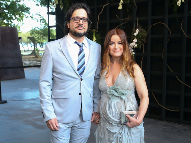 Lucio Mauro Filho e sua esposa gravidíssima, Cintia Oliveira