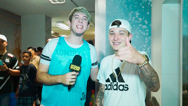 MC Livinho e MC Gui participam de evento solidário em SP