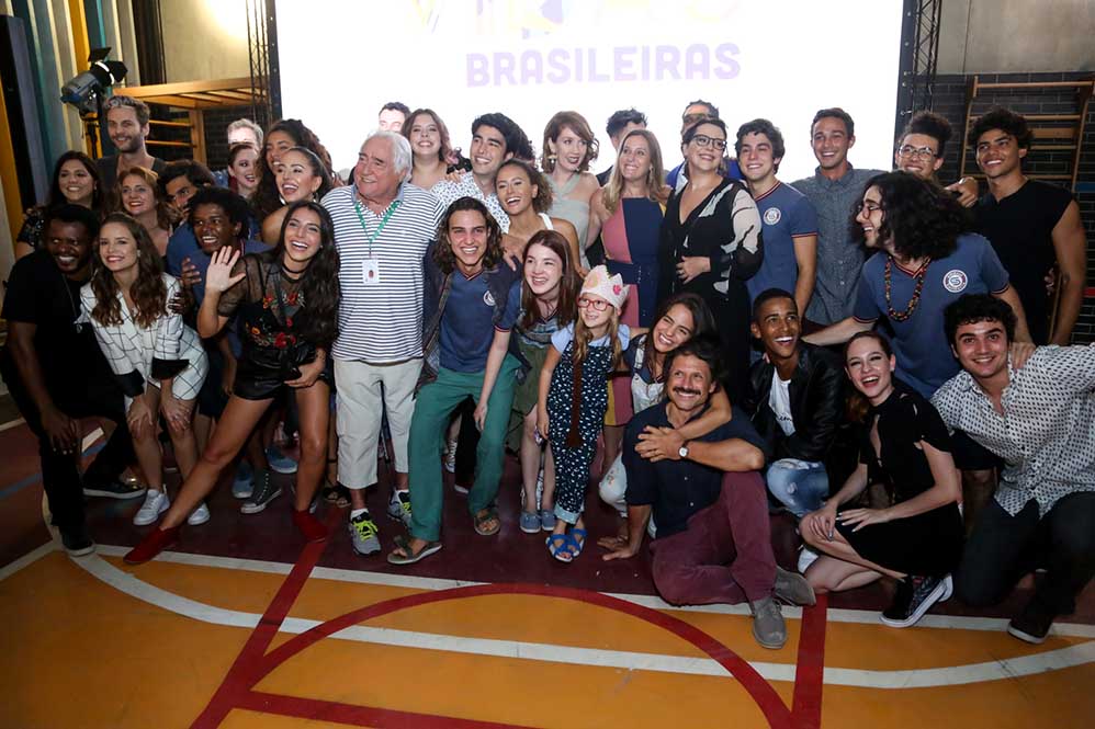 Elenco apresenta nova temporada de Malhação