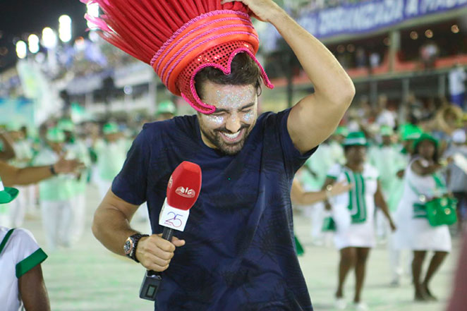 Ricardo Pereira grava programa especial para o Carnaval